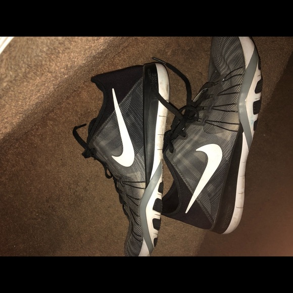 NEW Women’s Nike Flex Trainer - Picture 2 of 6